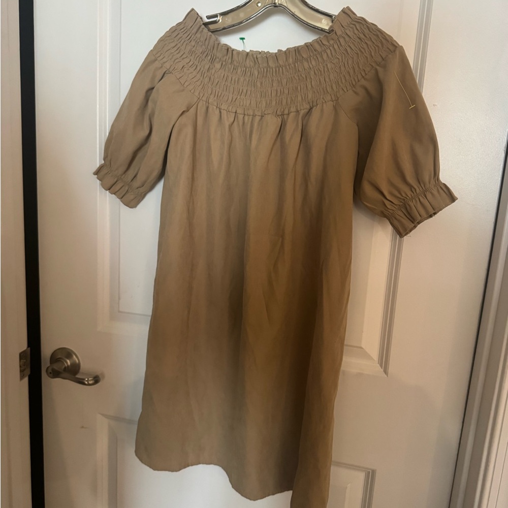 YOINS Casual Tan Off-Shoulder blouse Size XS